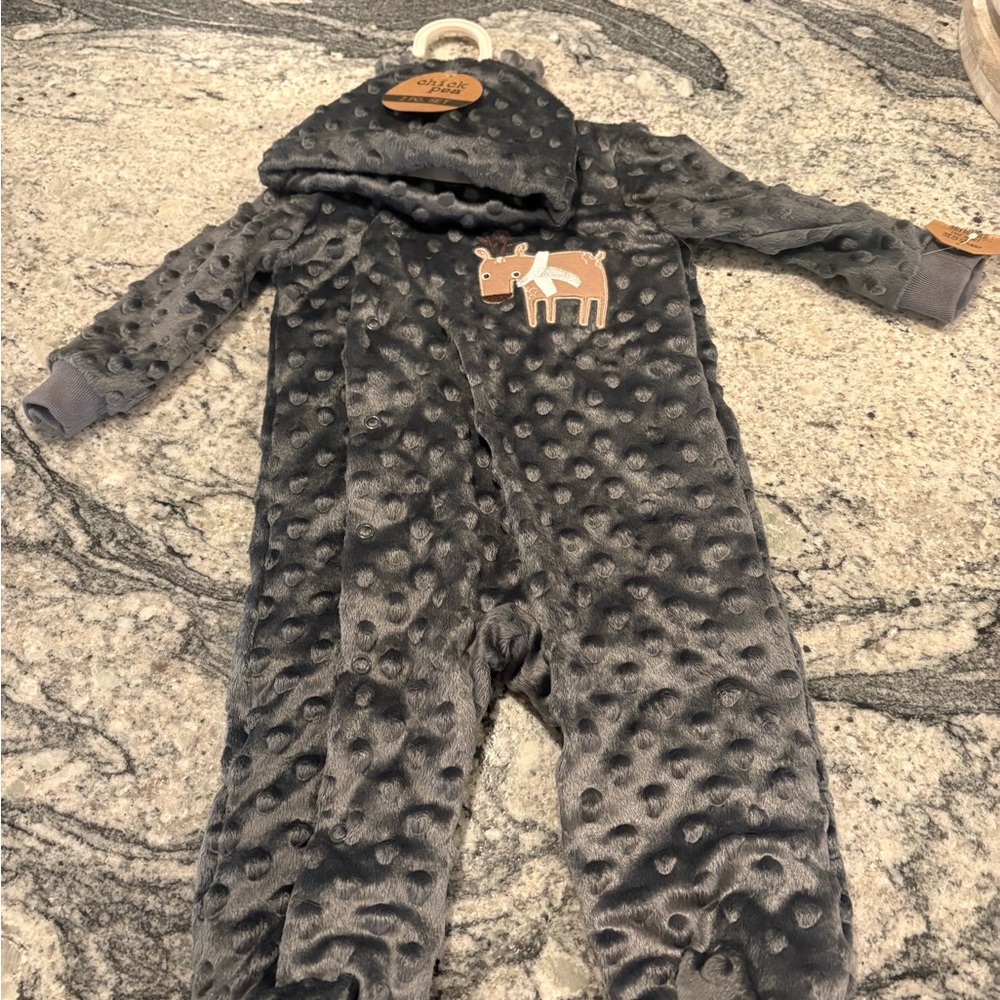 Chick Pea Textured Charcoal Kids One Piece with Hat (2 piece Set)